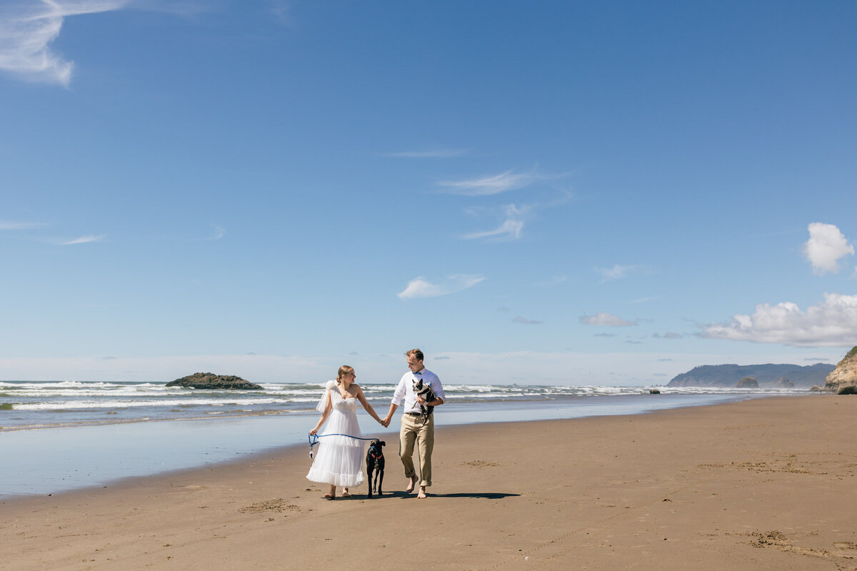Hug-Point-Oregon-Coast-Elopement-1