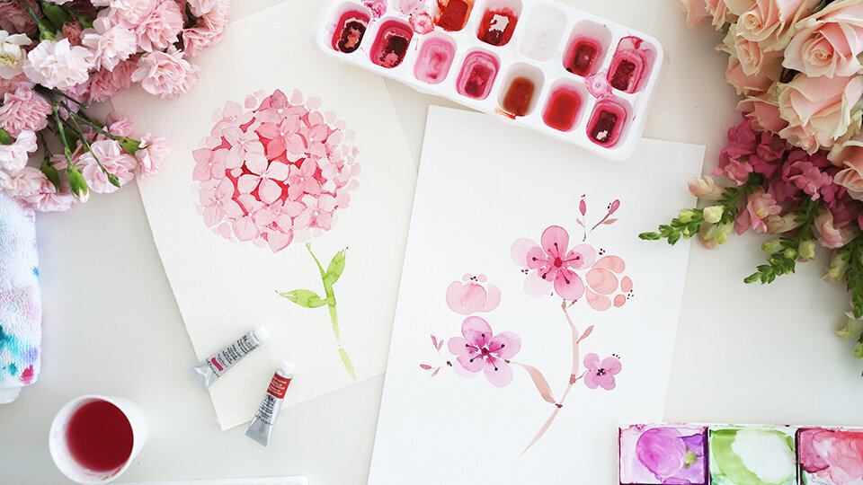kerrie-hess-painting-flowers-in-watercolor-for-beginners-1-crop-header