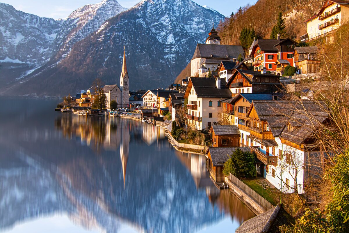 shutterstock_2498989811
