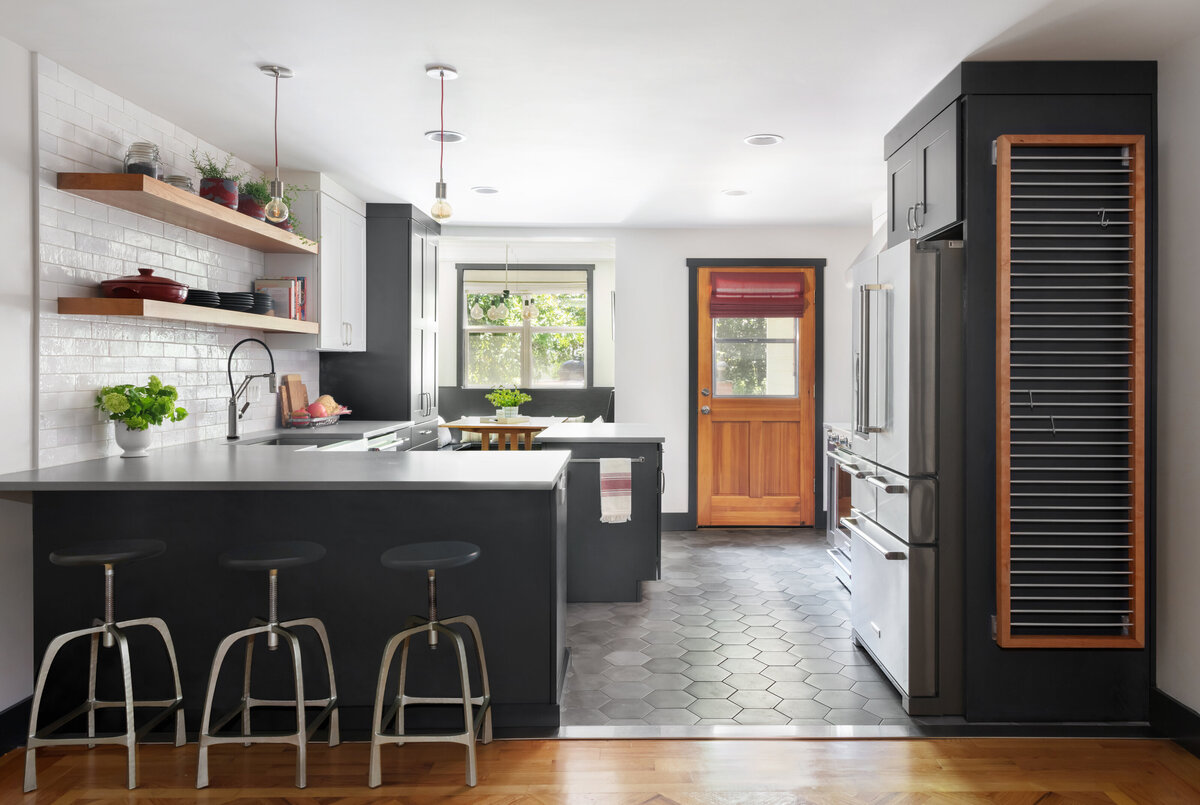 hello-home-modern-kitchen-breakfast-nook-built-in-seating-austin-3