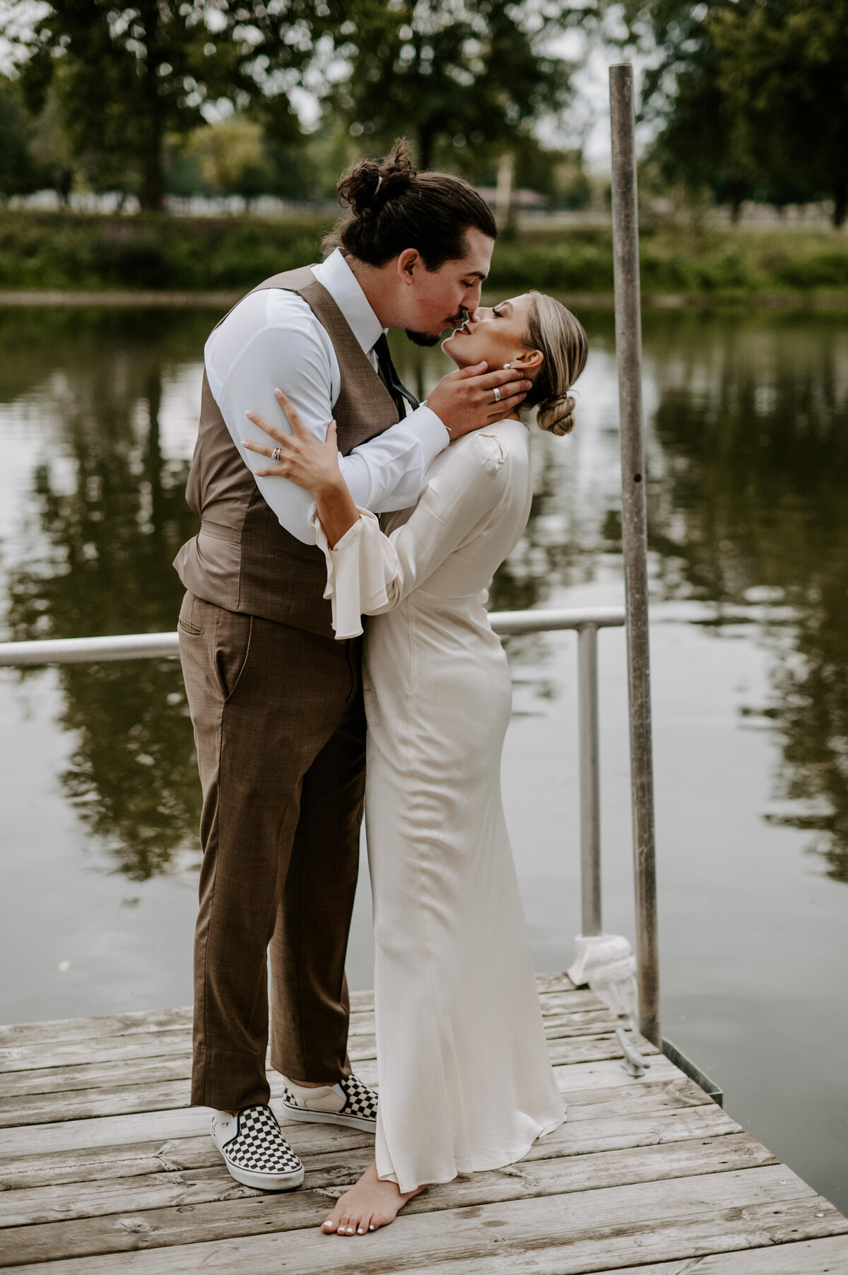 Frankenmuth- Brewery-wedding-Aracel-Baigh-molly-grunewald-photography-523
