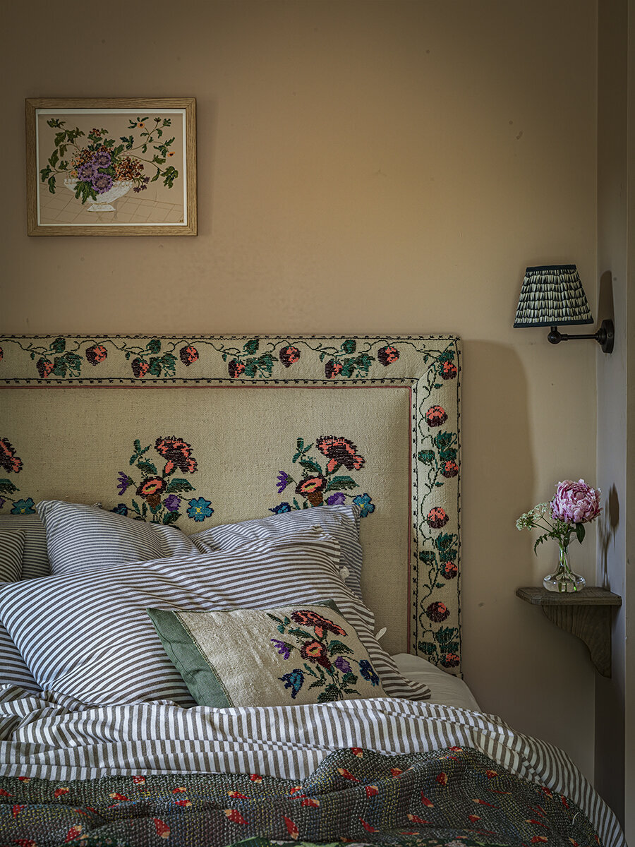 Create - Lisa Mehydene - Guest bedroom headboard lr