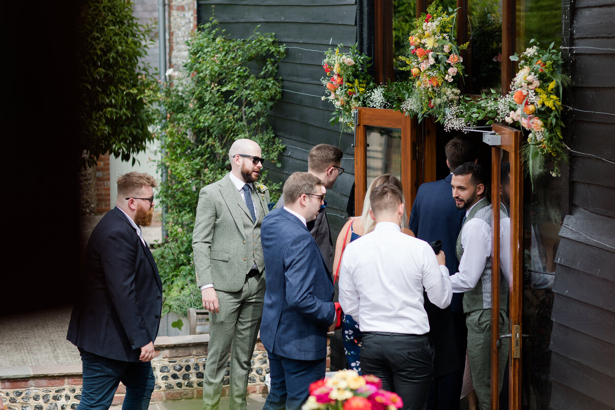 adorlee-0295-KA-upwaltham-barn-wedding-photographer