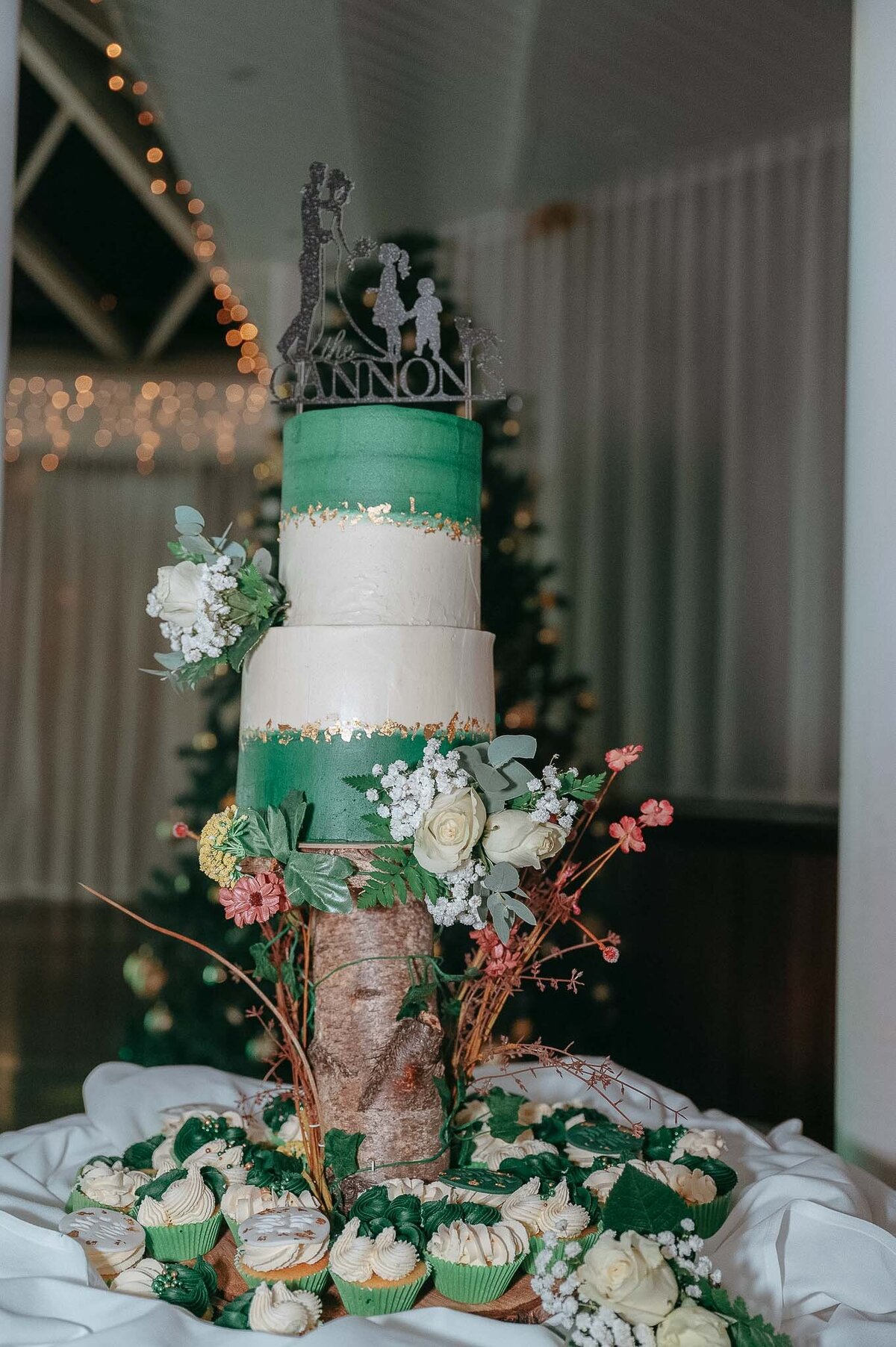Wedding cake photo at Mercury St Helens - Liverpool 