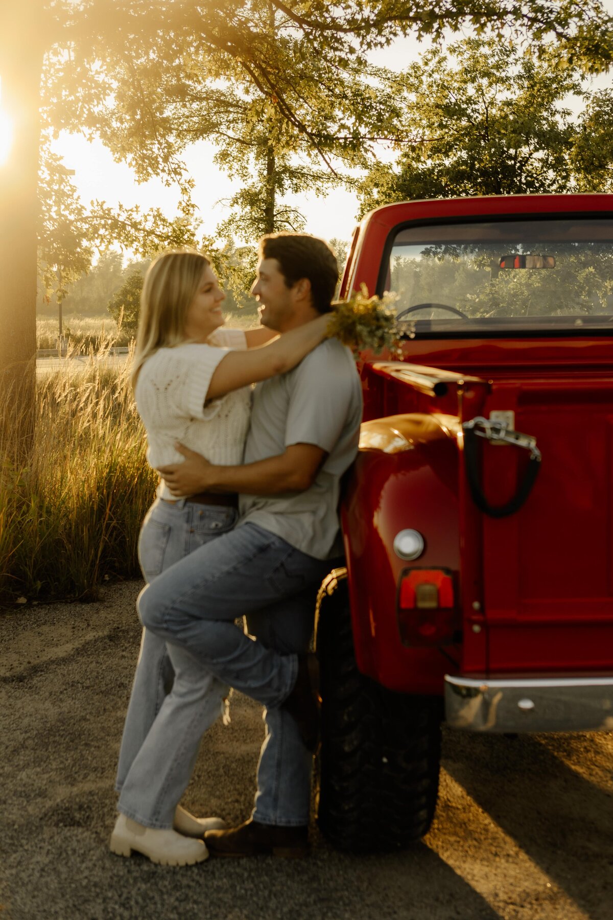 whimsical-wildflower-engagement-18