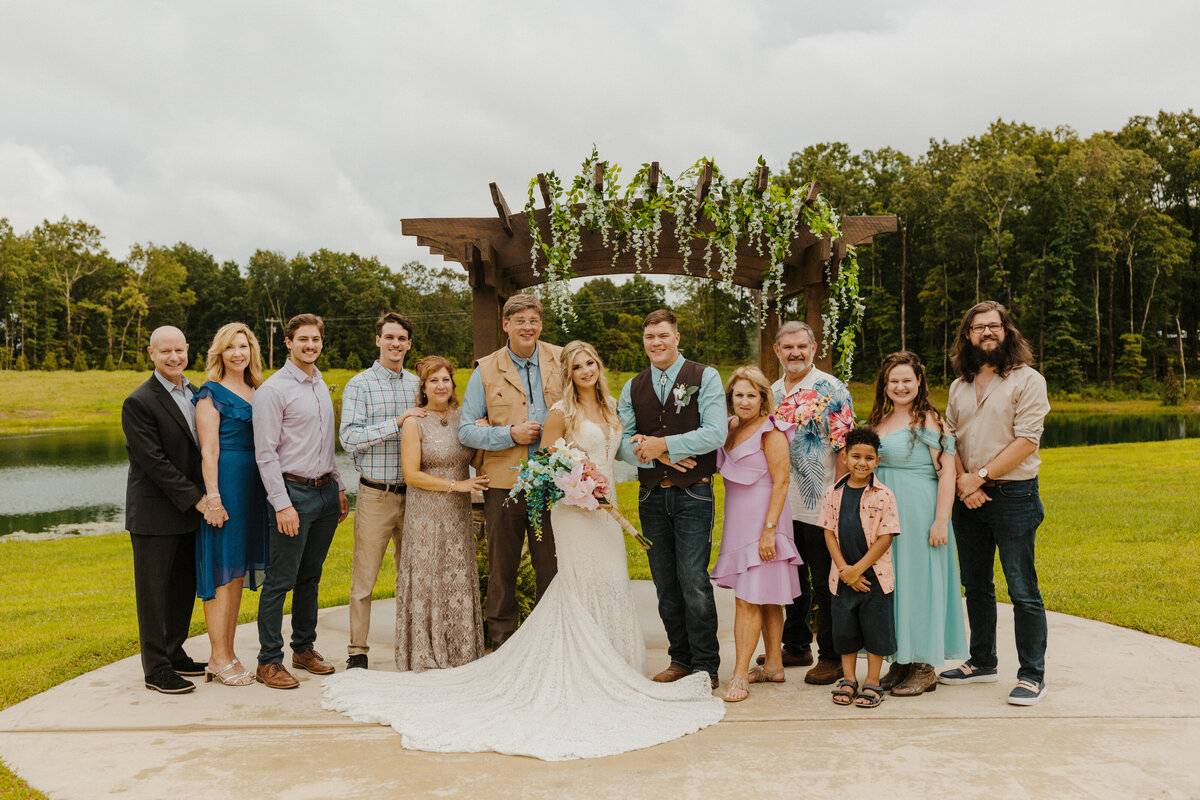 colorado-wedding-photographer-in-soddy-daisy-tennessee-at-mountain-heights-venue-near-nashville-horse-dog-lake-barn-333