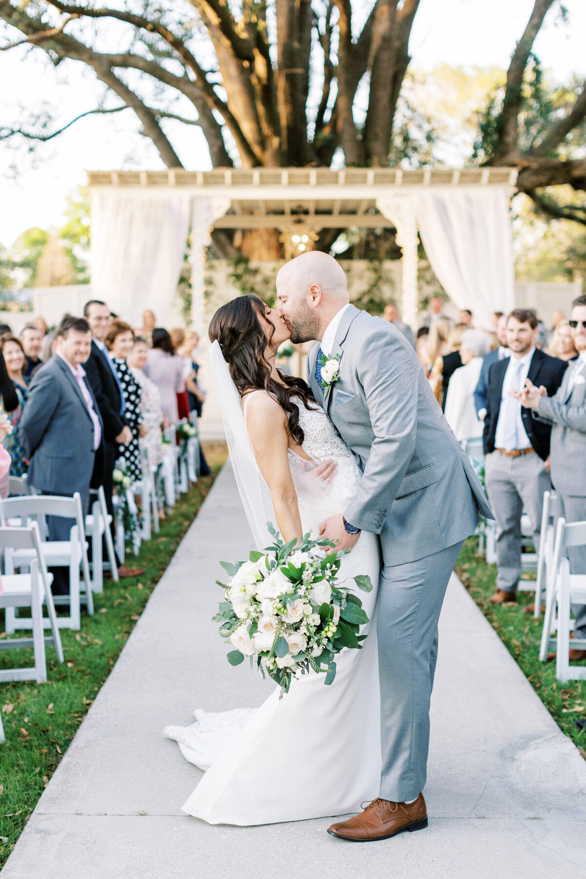 Elizabeth Watts Photography Alabama Mississippi Louisiana Wedding Engagement Lifestyle Portrait Photographer Light Airy Film Fine Art Romantic Luxury5