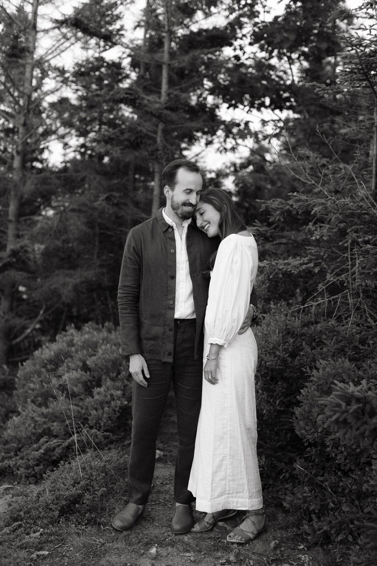 Private_Estate_Maine_Coastal_Wedding_LevKuperman_009