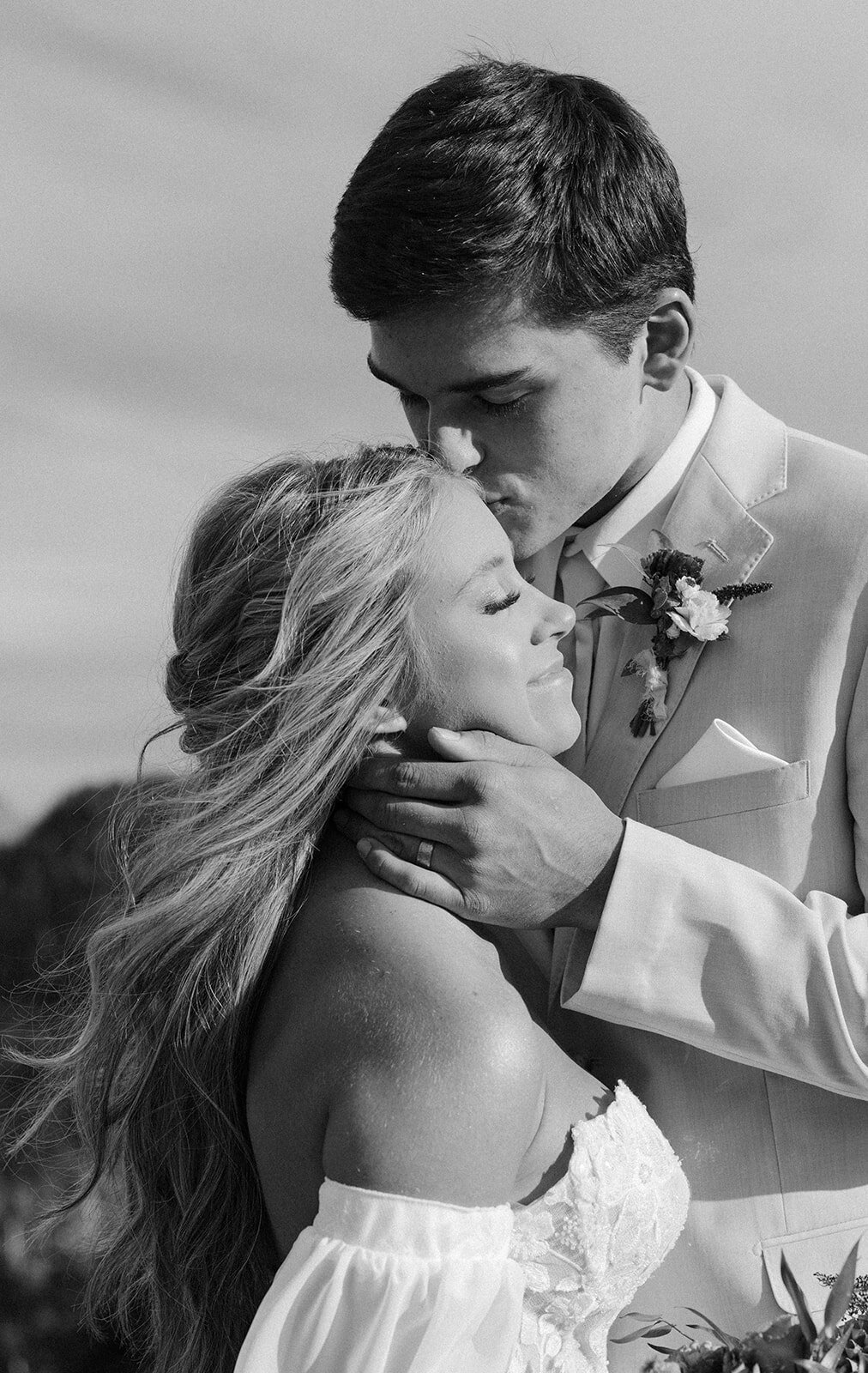 presley-gray-photo-glacier-national-park-elopement-0011