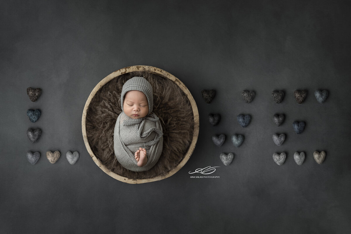 Edmonton Newborn Photography dark blue background love spelled out