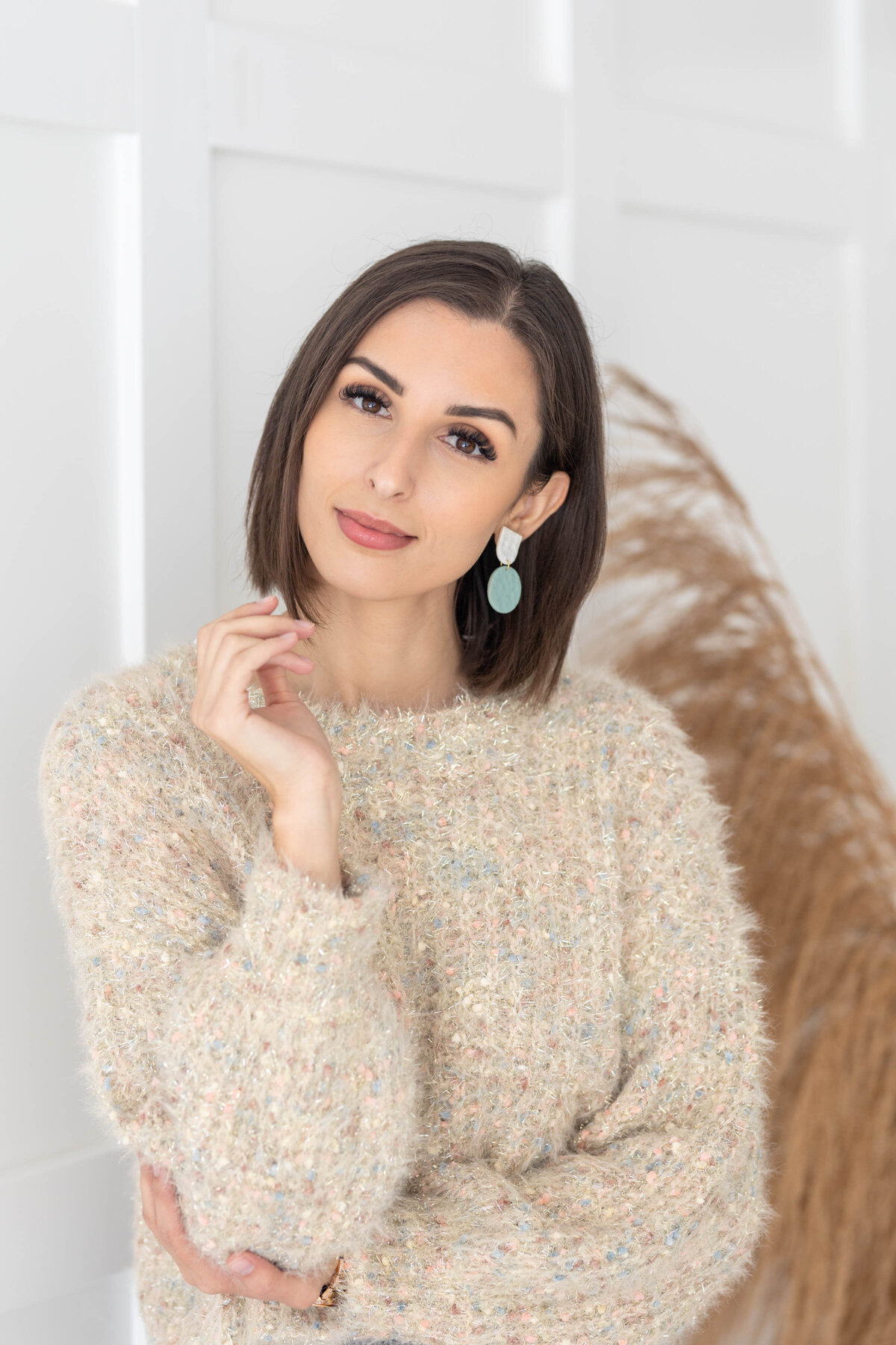 Lia Mehmetoglu healer coach and spirit guide brand session |  Images by The Branded Boss Lady Amalie Orrange 8