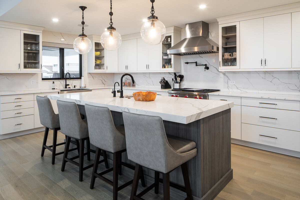 Burlington-Ave-by-Faye-Roeber-Interiors-12
