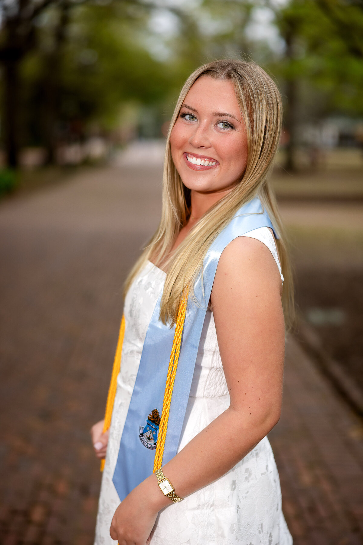 Caroline T-7348 Horseshoe senior pictures USC