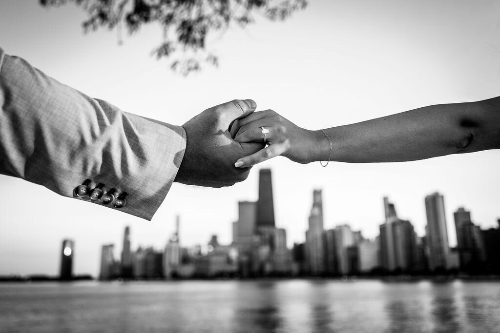 north-avenue-beach-sunset-engagement-chicago (2)