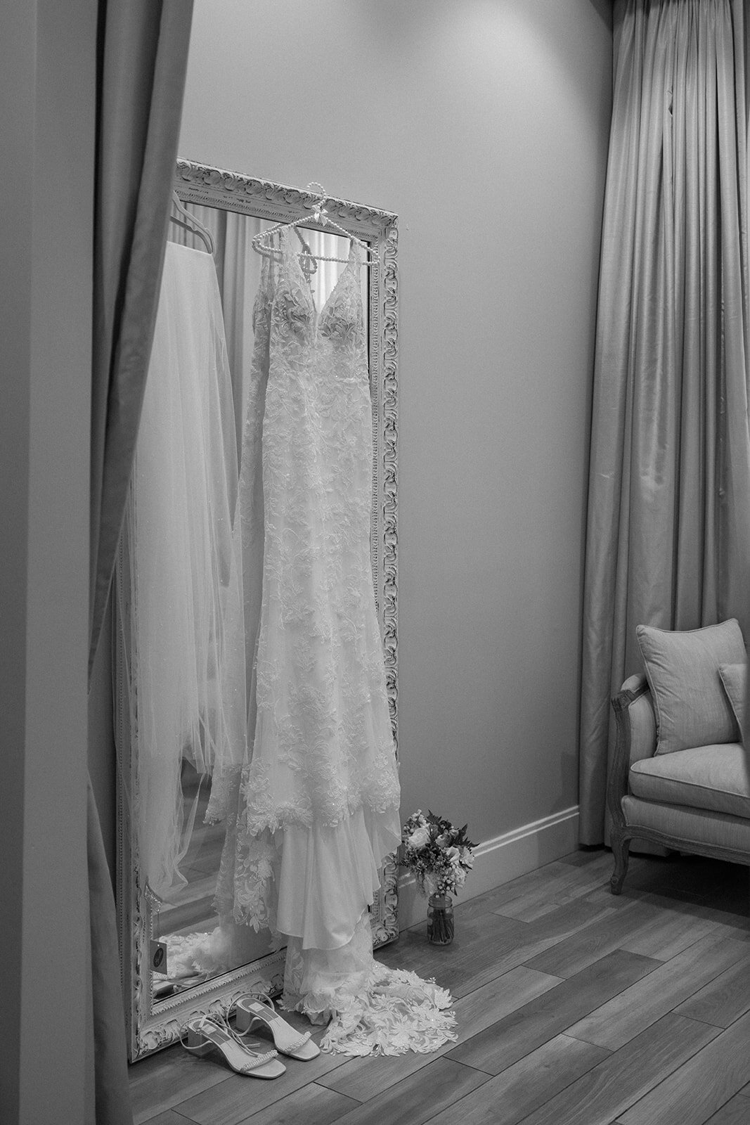 GRAY3627
