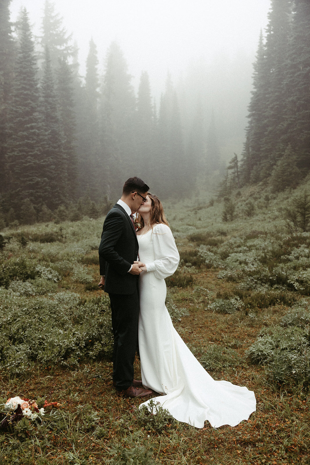 MtRainierSmallWedding-DallinHazard-120