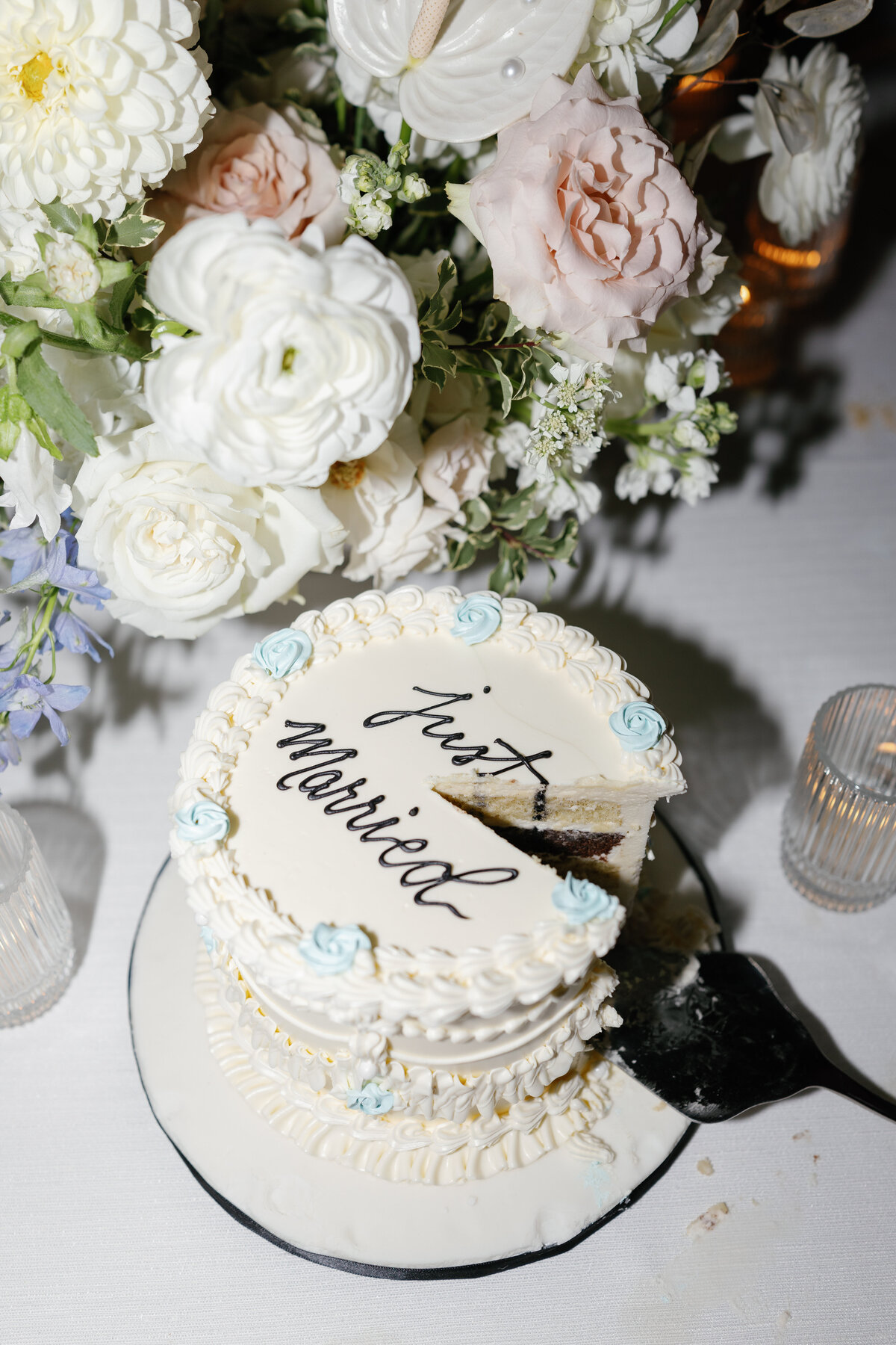 meadow_brook_hall_fall_wedding_loui_photography_michigan_wedding-73