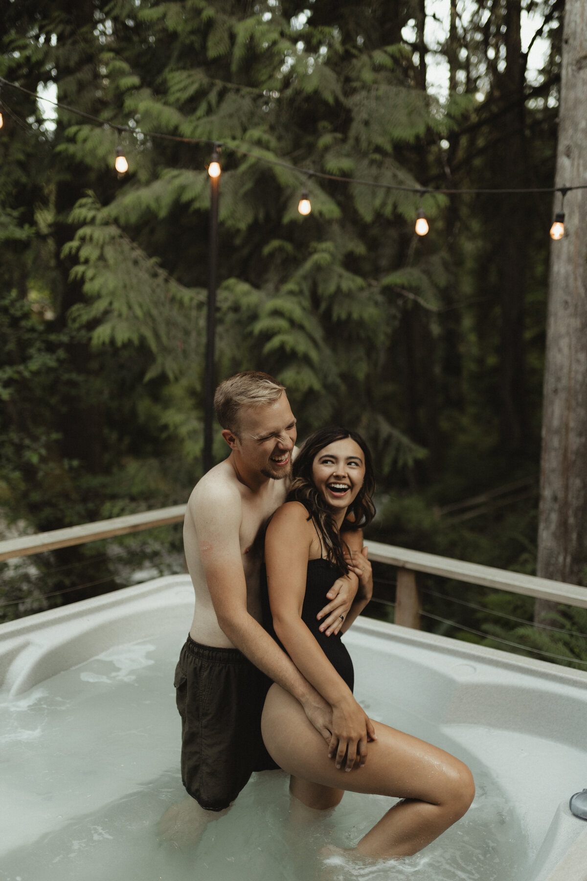 casualcouplesinhomesessionkansascityphotographer-75