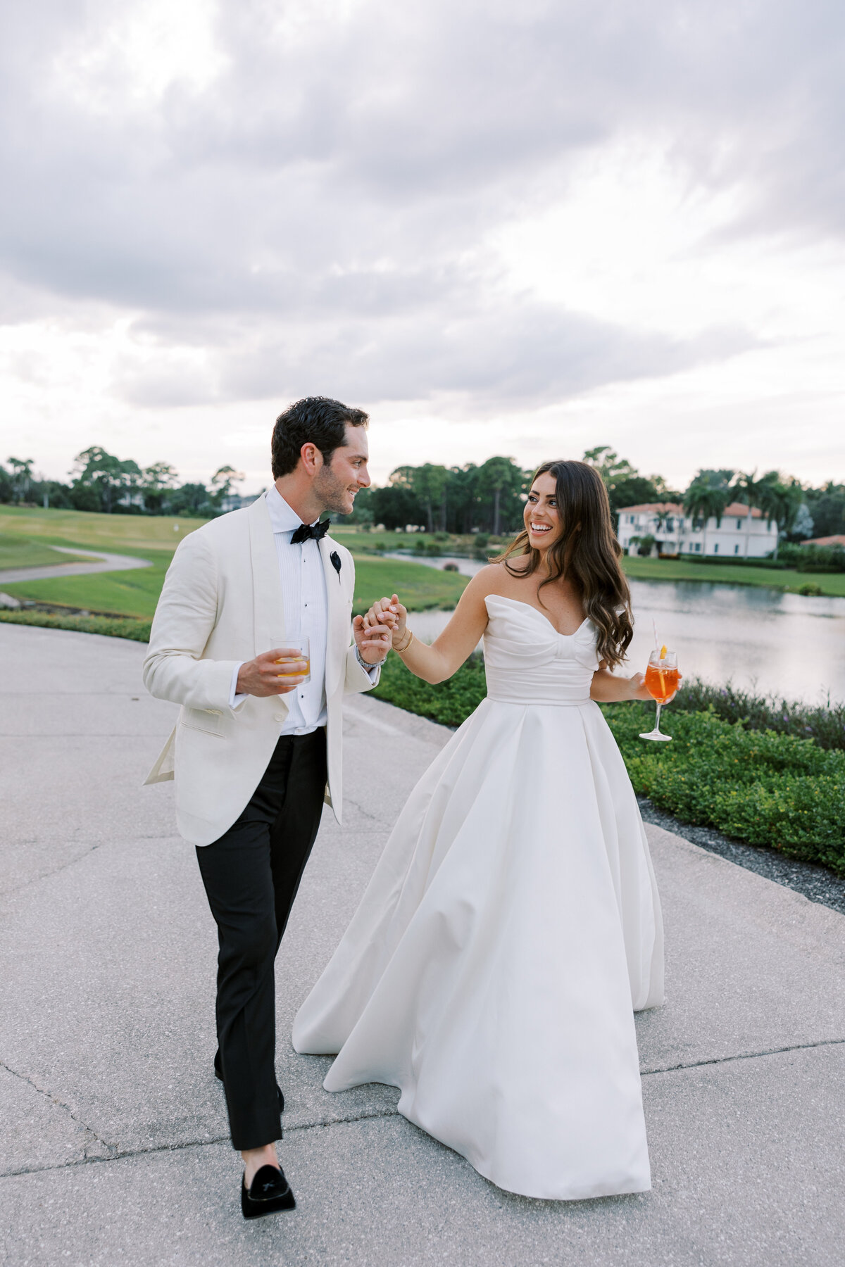Palm Beach Jupiter Vero Beach wedding planner wedding design wedding coordination Florida wedding full service wedding planner full service wedding management South Florida wedding colorful wedding design partial wedding planner destination wedding ww