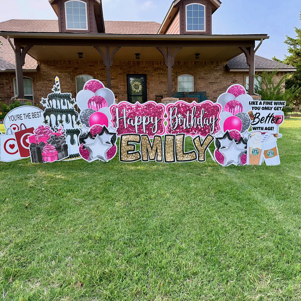 Custom birthday yard sign setup in Edmond, Oklahoma. Simply Sign It is a yard greeting rental company servicing Edmond, NW OKC, Piedmont, and Deer Creek. Order a yard greeting for birthdays, graduation, anniversary, back-to-school, and birth announcements.