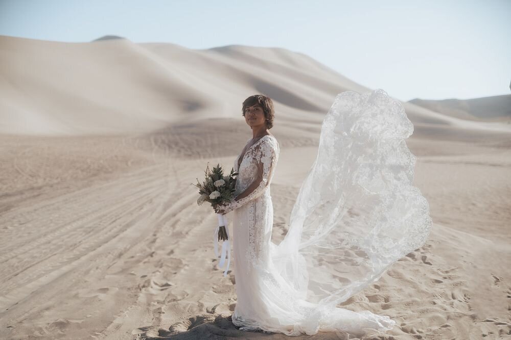 Daisy Randy Fenoli Bridals Reno Nevada Sand Dunes Katherine Krakowski Lake Tahoe Reno Photographer 20
