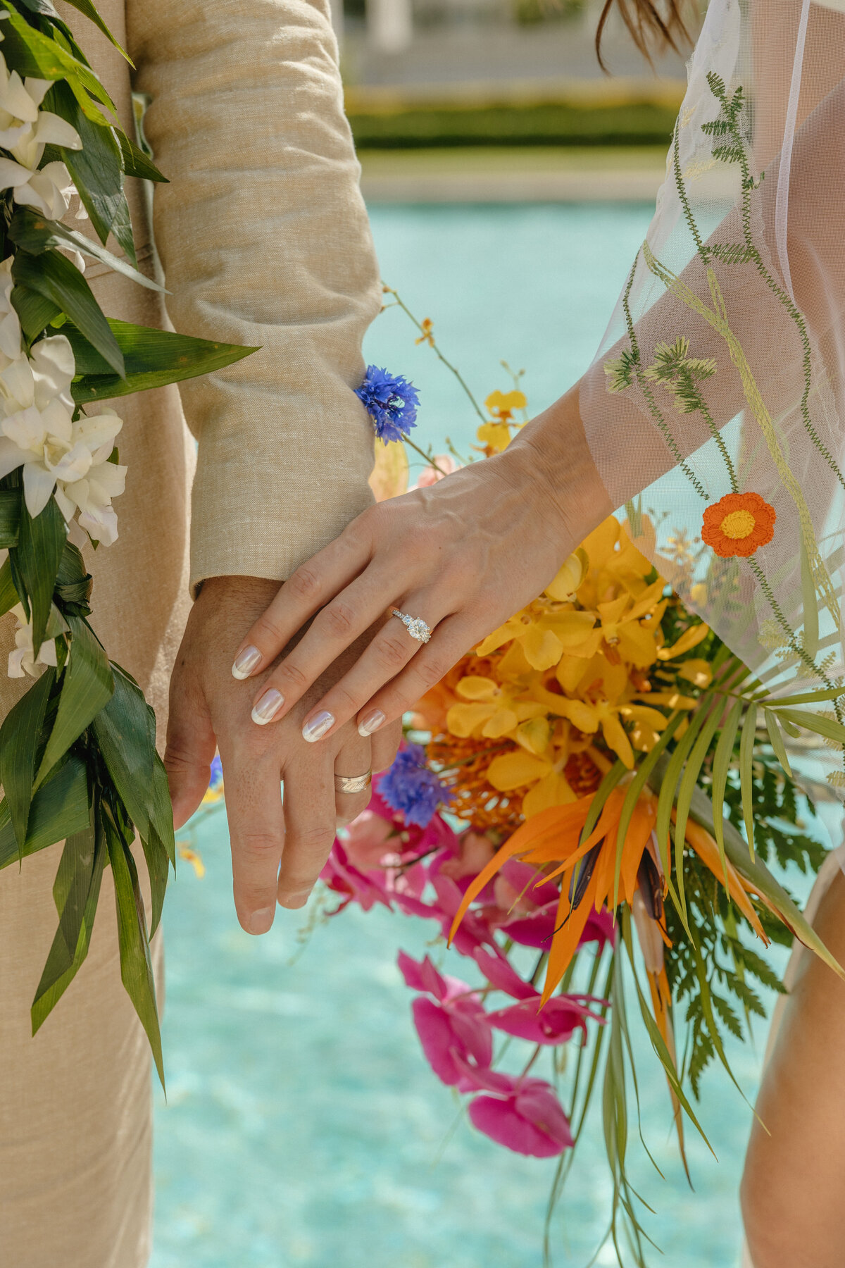 Oahu Hawaii Wedding Photographer
