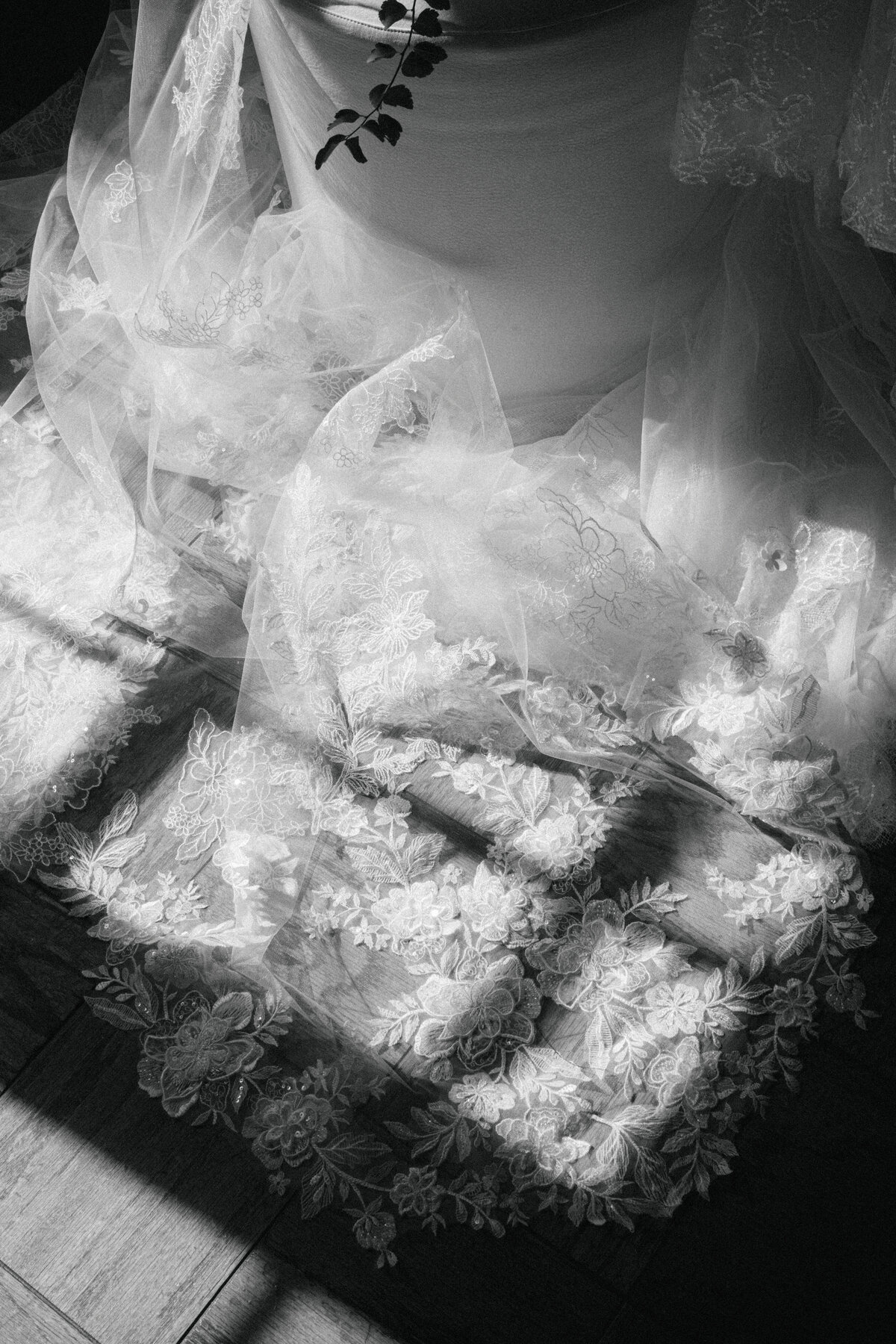 Grace & Ardor Co. East Coast Wedding Engagement Photography Pennsylvania New York City New Jersey Timeless Bold Art Direction Editorial Erin McGeever New Hope Hotel du Village Stockton Lambertville-5