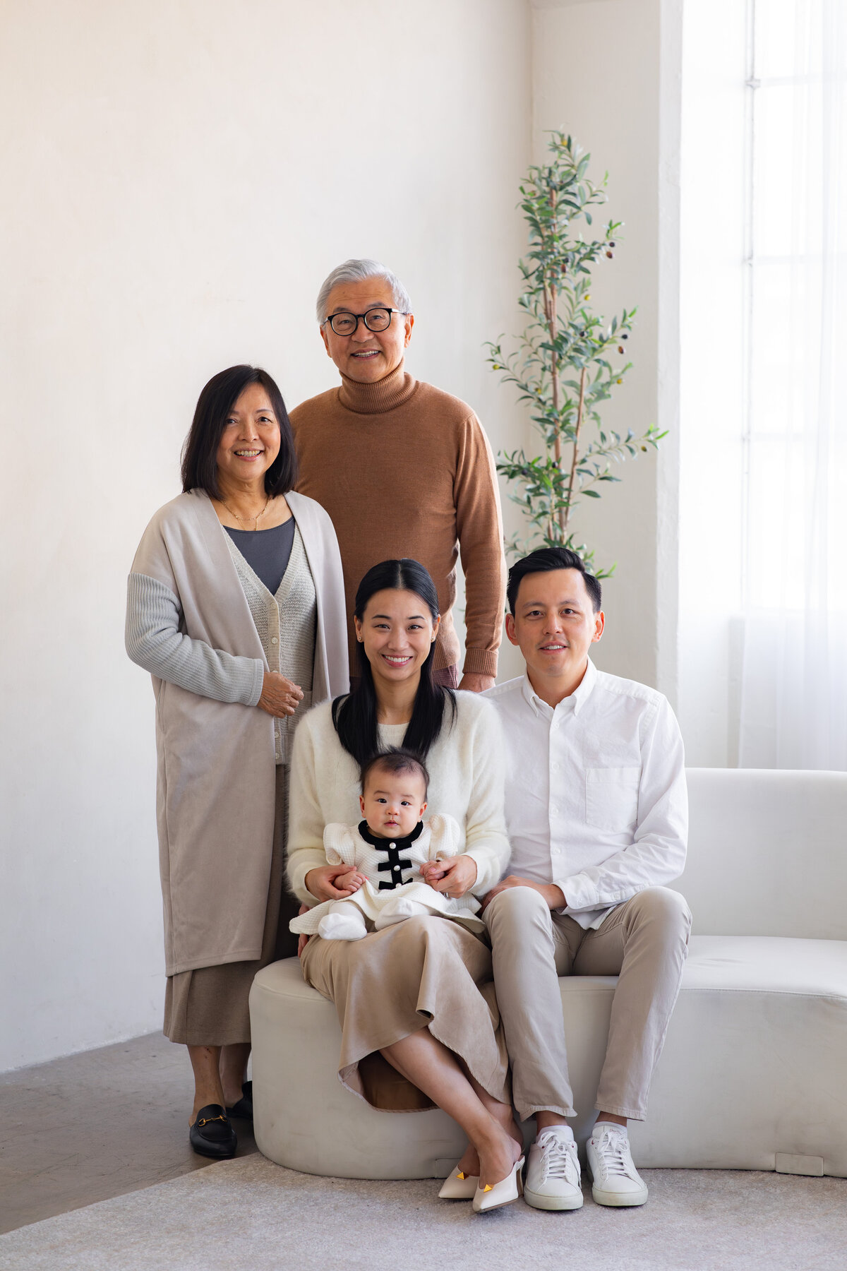 chic-dtla-family-portraits-4