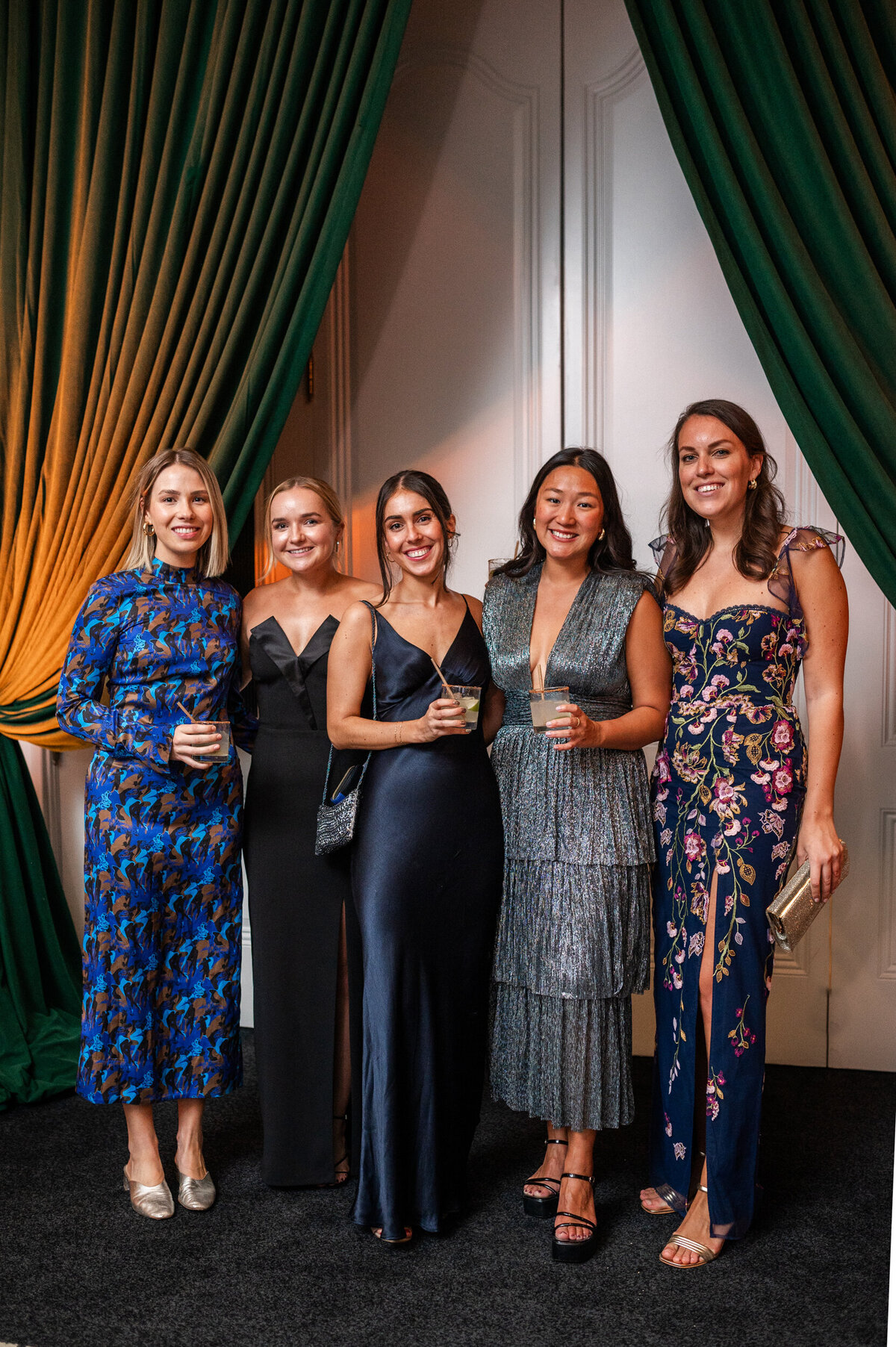four-seasons-chicago-fall-wedding-alex-ferreri--55