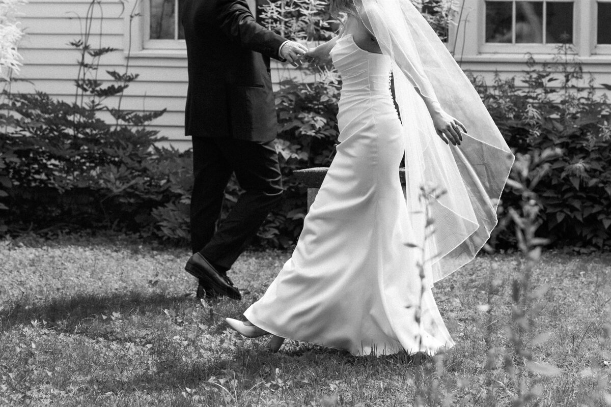 luna-munn-photography-grafton-inn-wedding-taylor-kyle0390-2-Copy1.JPG