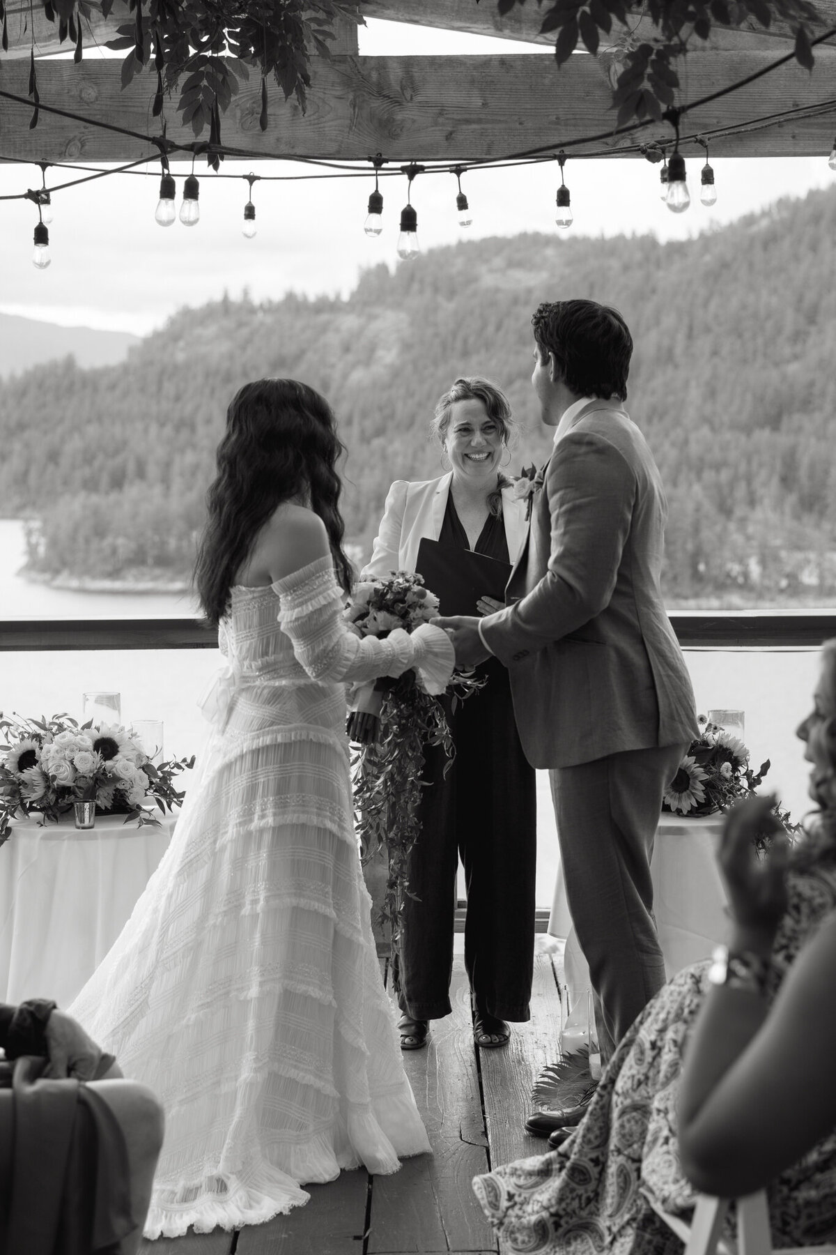 jamie-and-brian-chelsea-brown-photo-sunshine-coast-bc-wedding-photographer-65