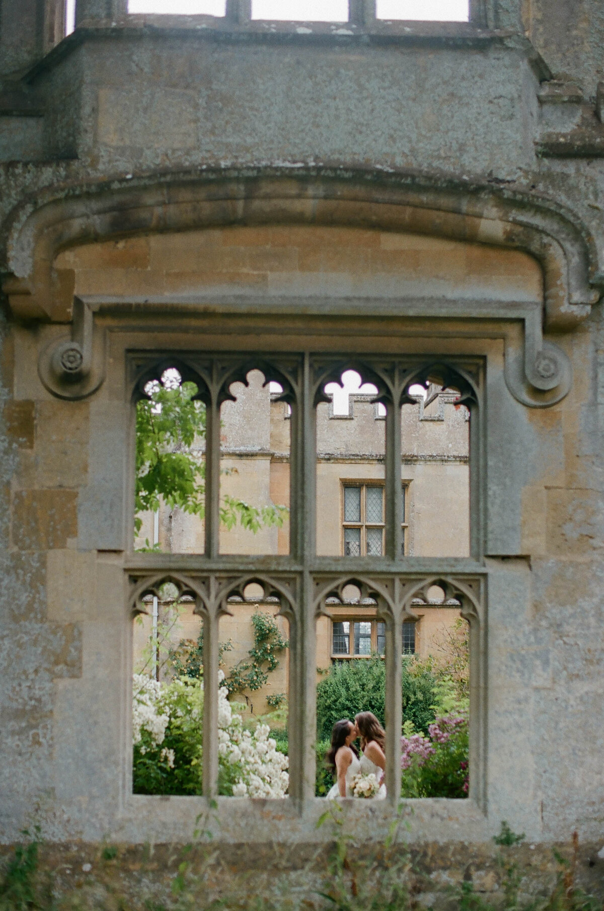 cotswolds-film-wedding-photographer-destination188