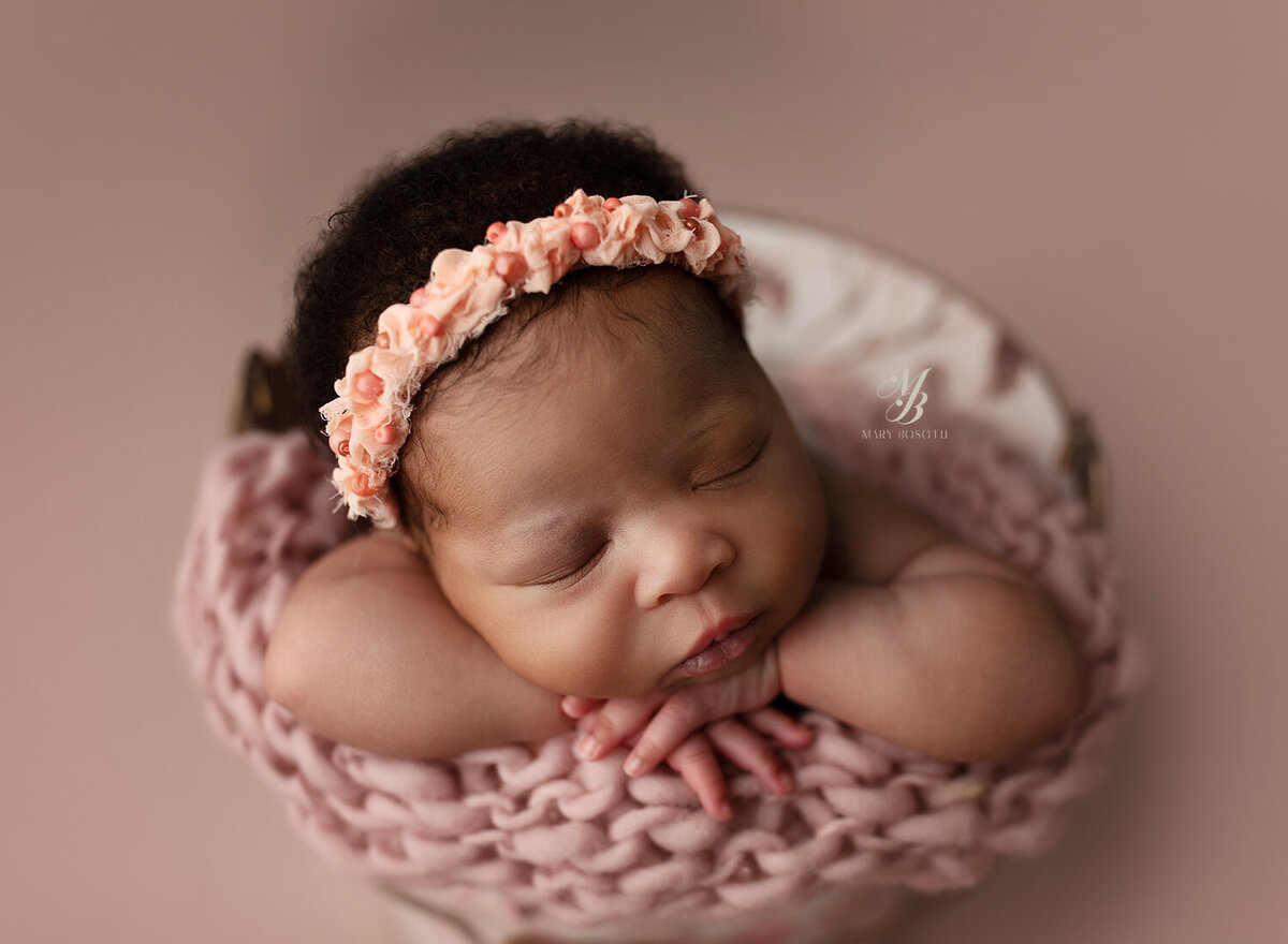 newborn photography maryland, newborn photographer near me, professional newborn photos, newborn photography