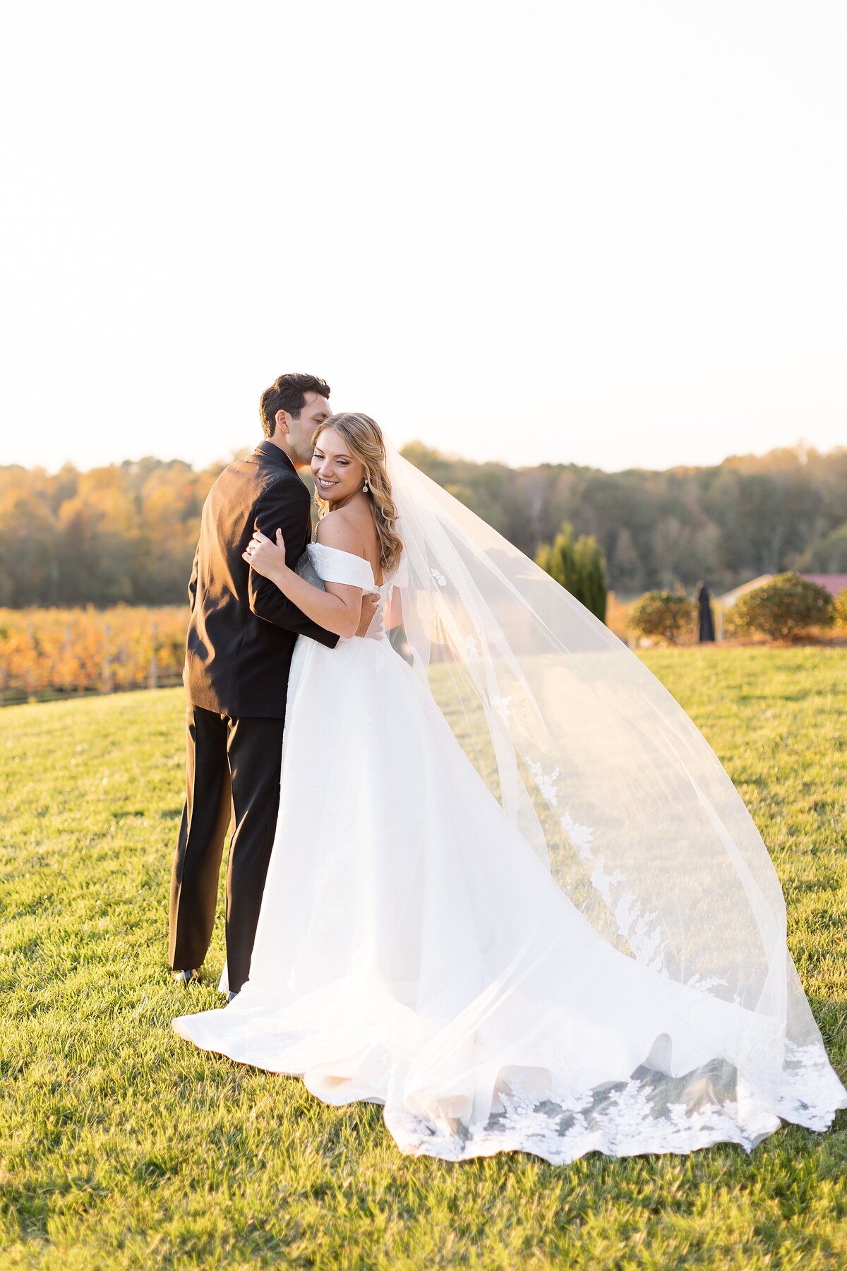 Charlottesville-Virginia-Vineyard-Wedding-Photographer-Sarah-Hinckley-Photography-_0014