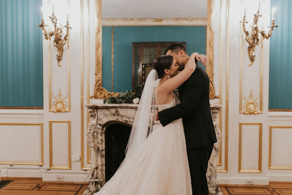 WELLING-FLORES.Wedding.EngineersClub-frstlk-55