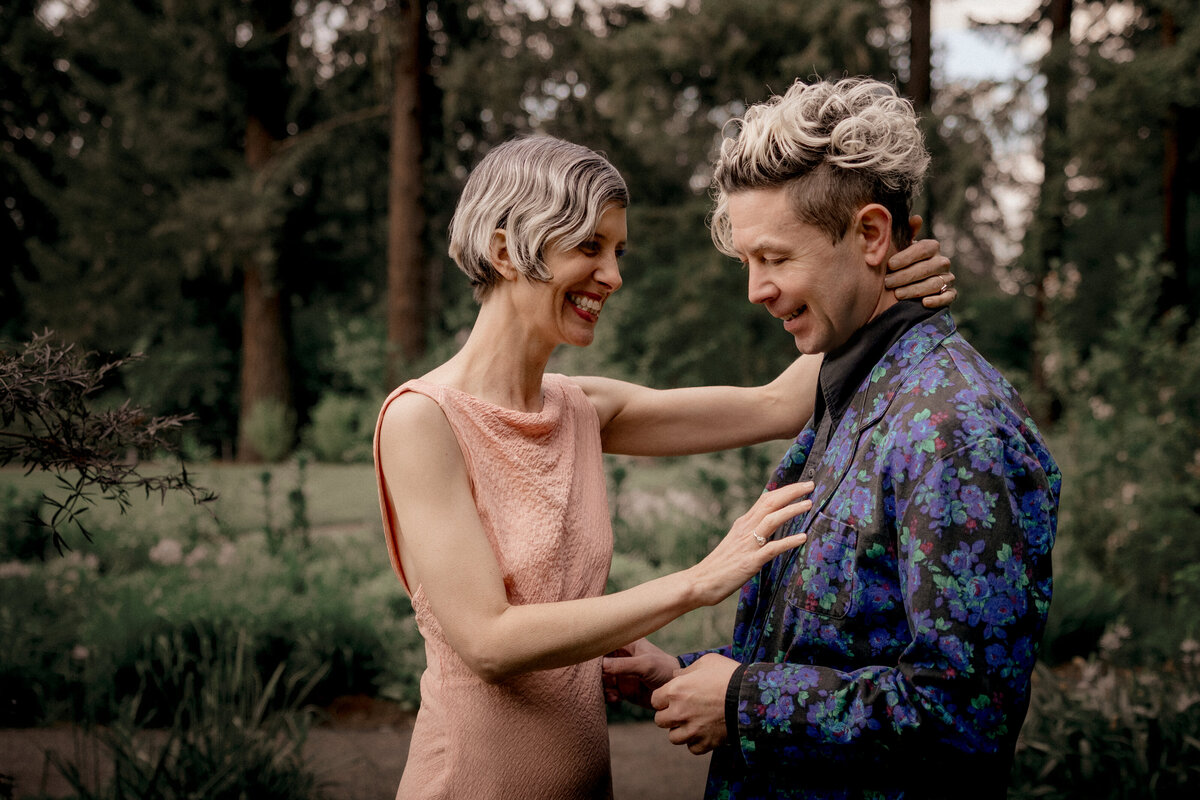 Portland OR Vancouver WA PNW Engagement Wedding Photos Couples Photographer 