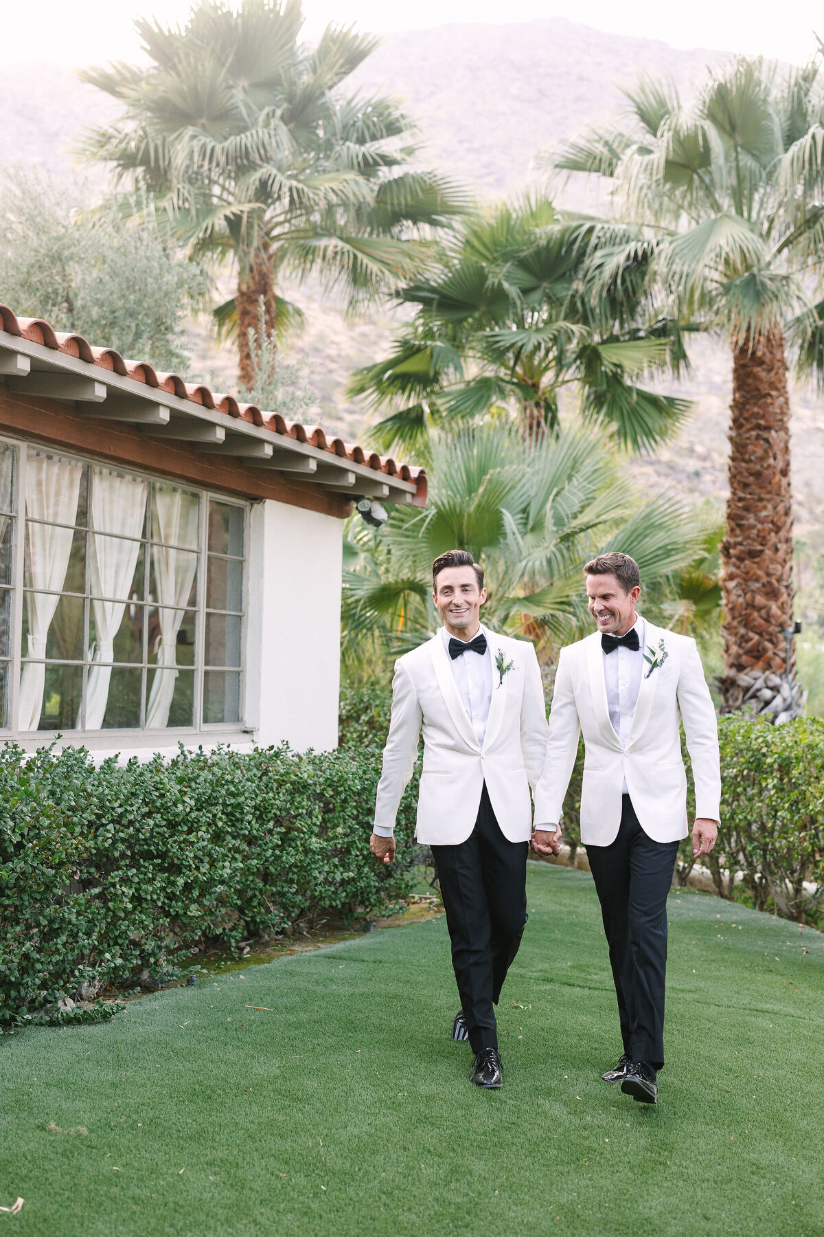 04022022Phillip&Scott1240