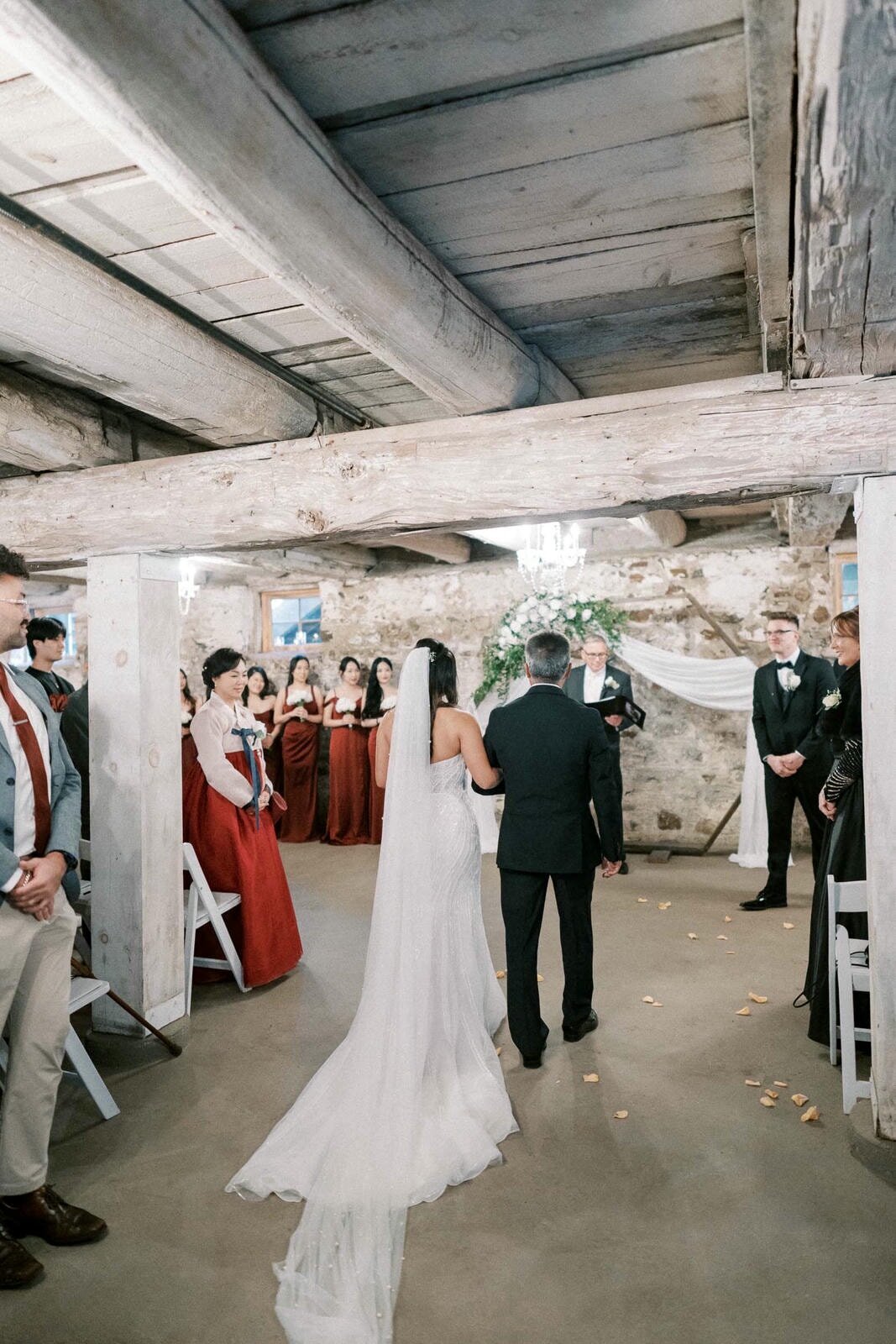 W11-Wedding-Photos-Caledon-Valley-Estate-Eleanor-and-Michael-2024-11-02-2500px-1145