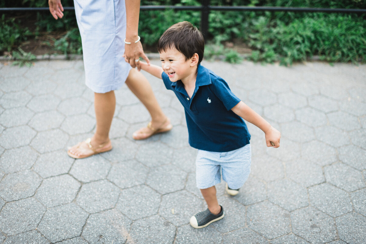 new york city family session taken at central park