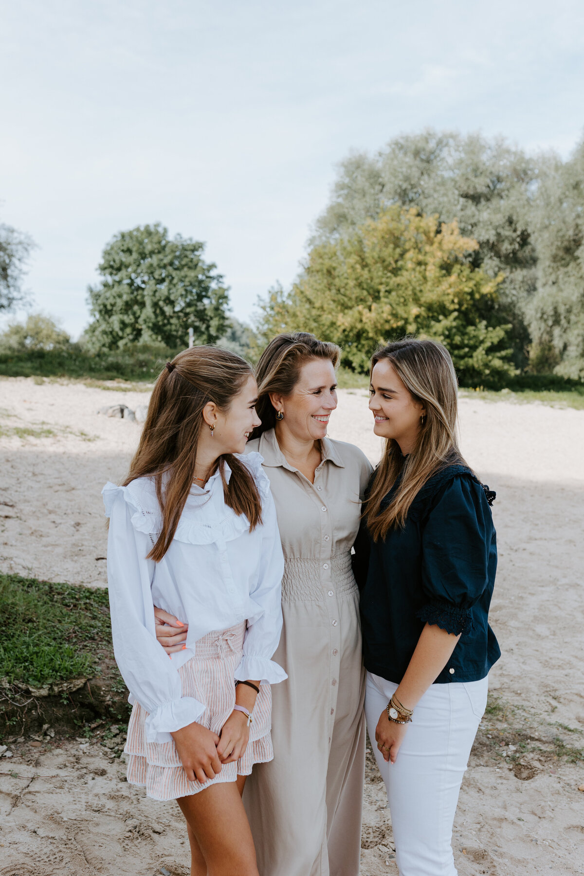 Alblasfotografie_Familieshoot_Bibian_Beuningen_Waal-69