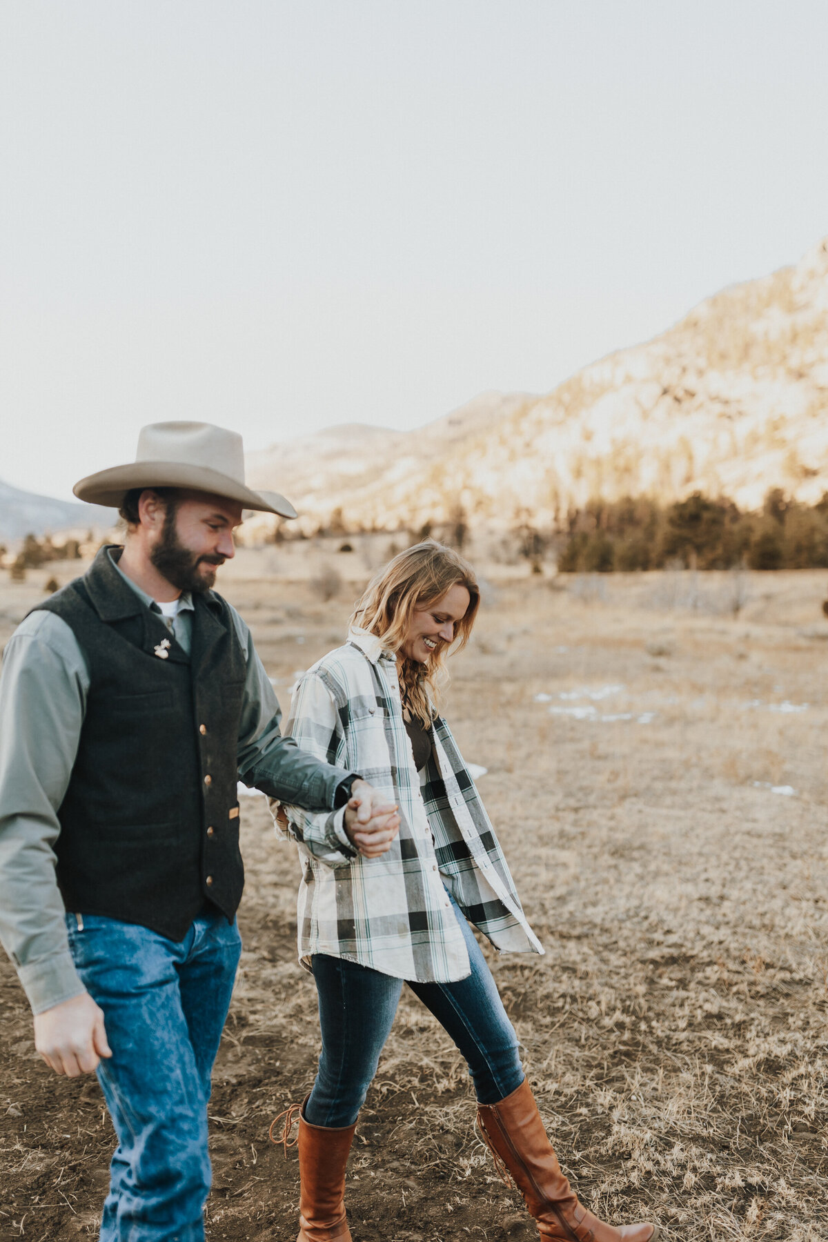 fort-collins-colorado-engagement-session-photographer-in-the-poudre-canyon-near-bellvue-next-to-the-poudre-river-15