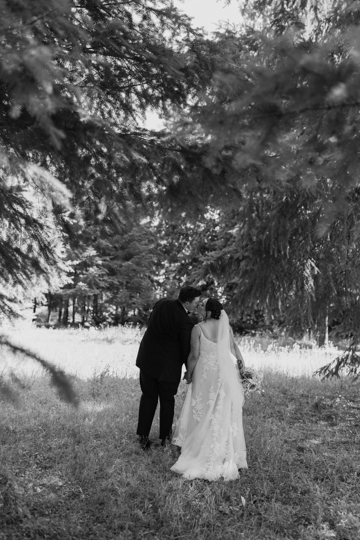 SpringwaterLakesEstateWedding