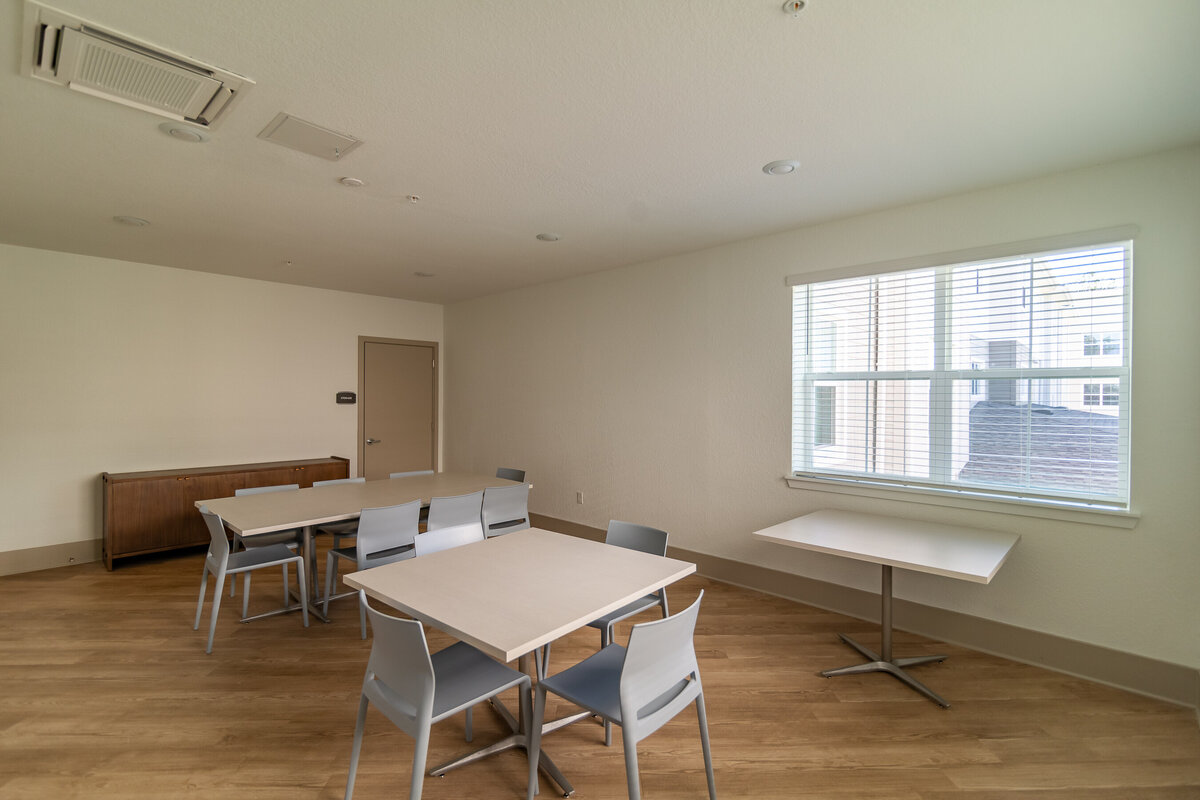 042324ROCHESTERPARK-110