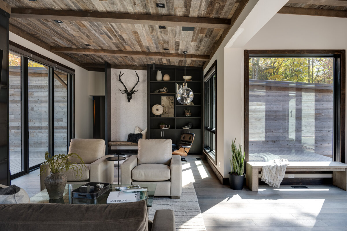 livingtovestibule