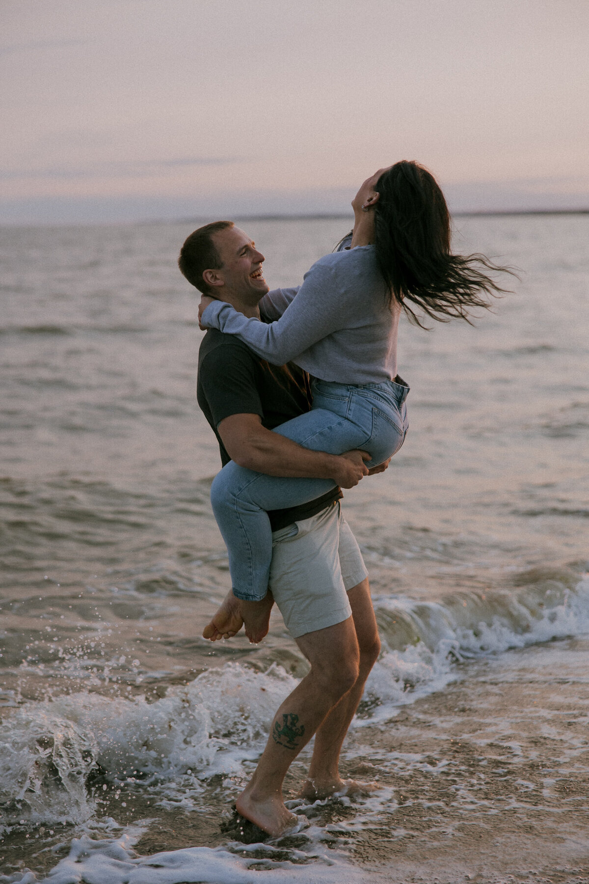 Vermont Wedding Photographers | Sincerely Liz Photography Documentary Wedding, Engagement, Elopement, Maternity and Newborn Photographer in New England 