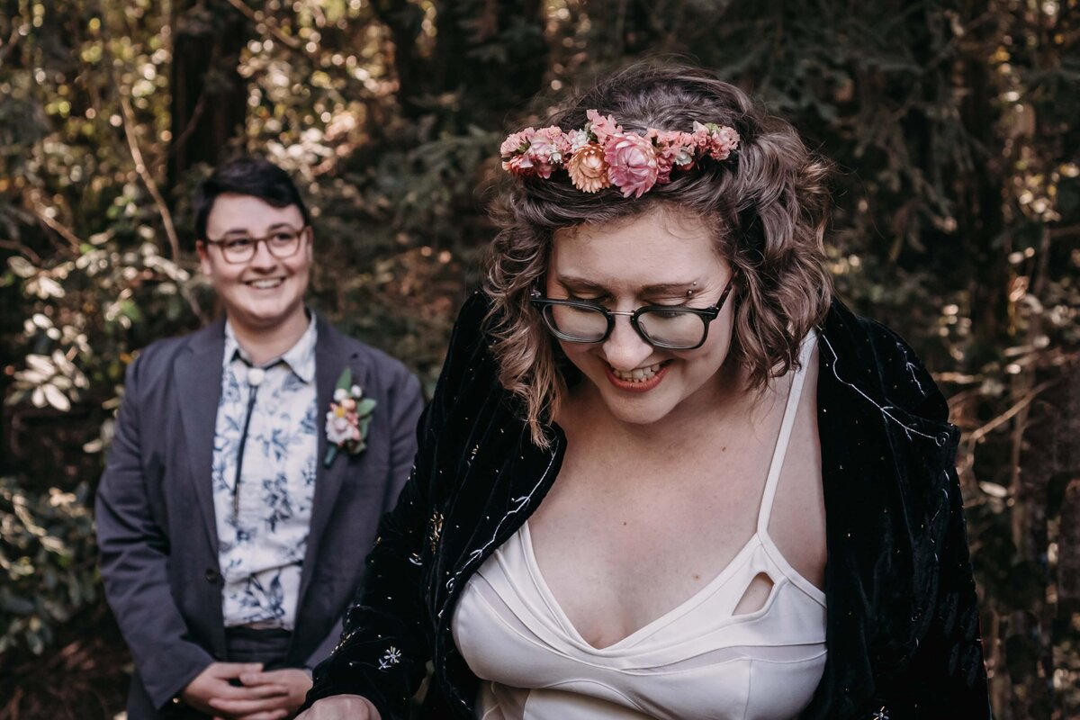 redwood-brides-glance