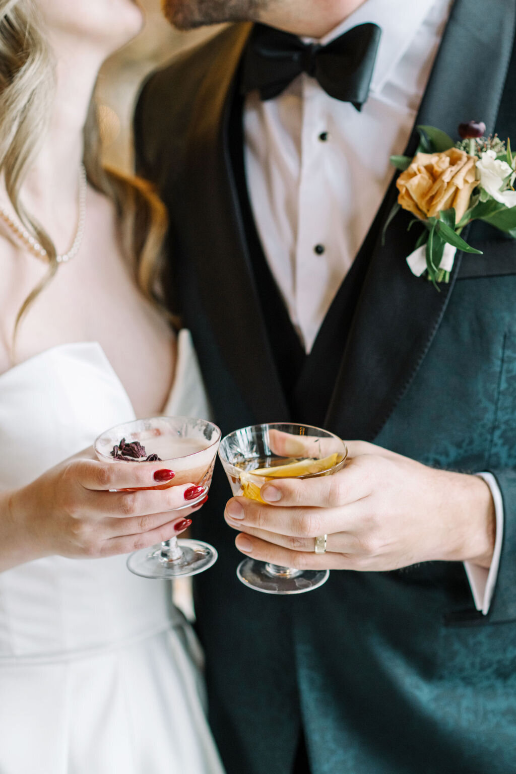 raven-alexandra-signature-weddings-calgary-banff-jasper-alberta-saskatoon-saskatchewan-luxury-wedding-planner-m-and-j-wedding-535