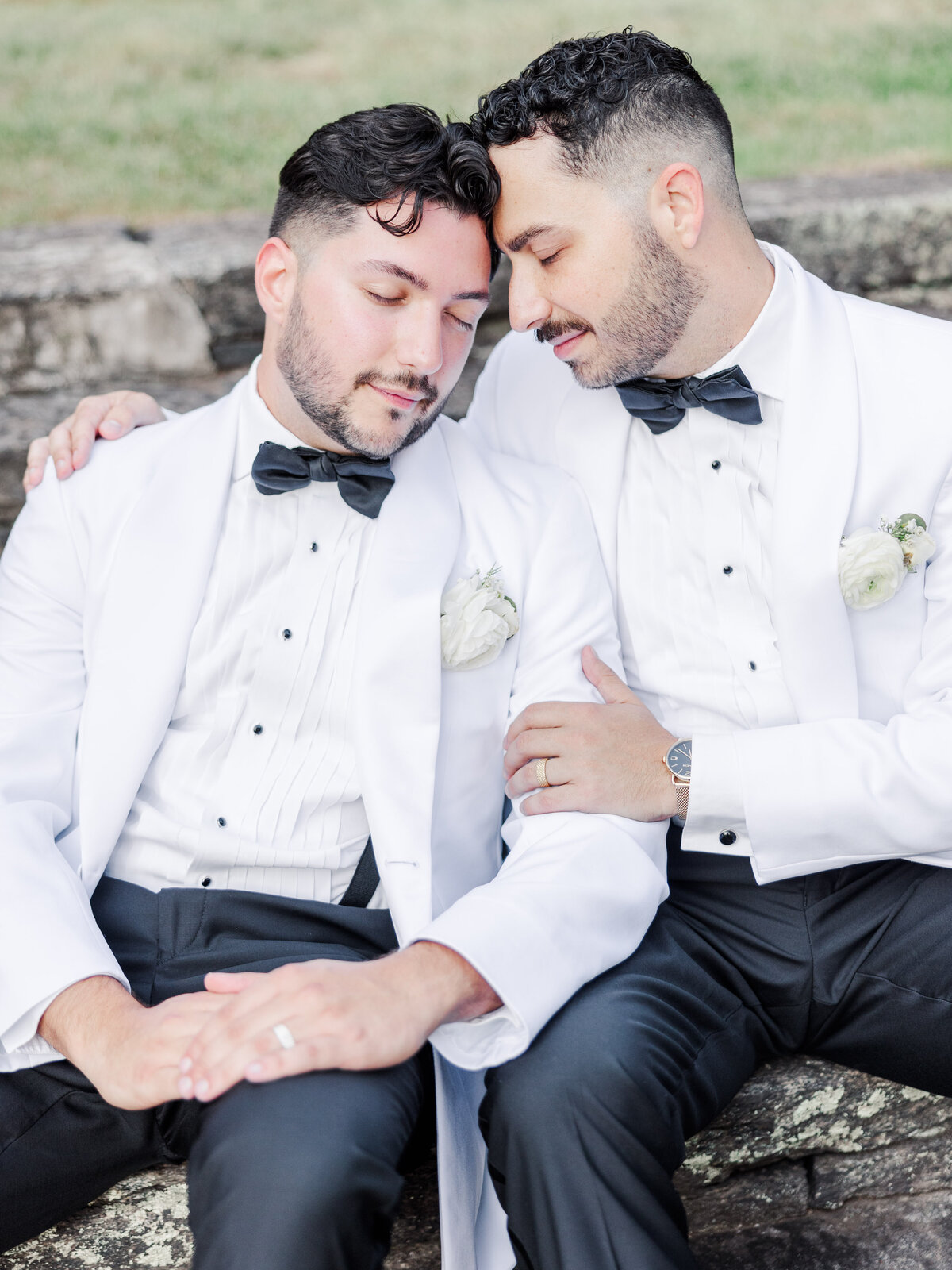 brittany-graf-photography-andrew-anthony-wedding-saint-clements-castle-portland-ct-75