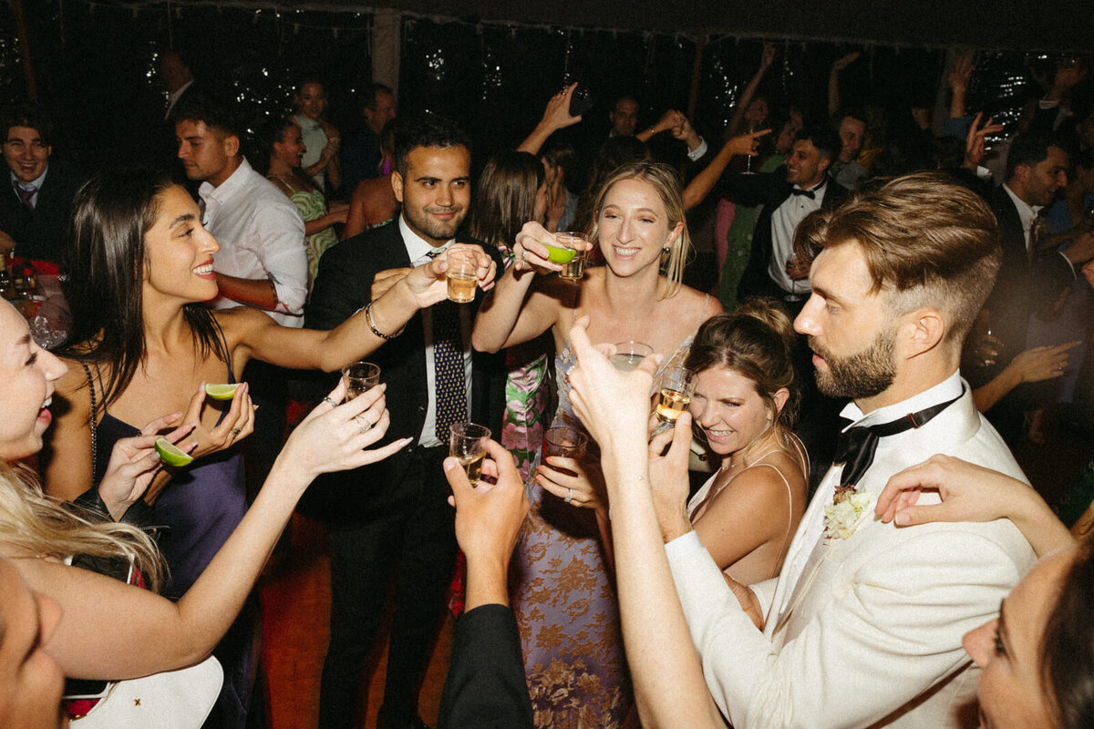 burgundy_france_destination_wedding_photographer_263