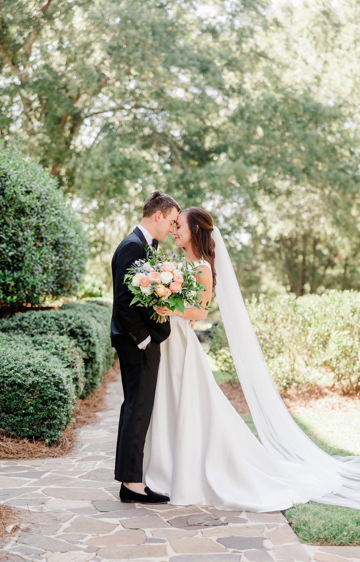 BERRY COLLEGE OAK HILL WEDDING